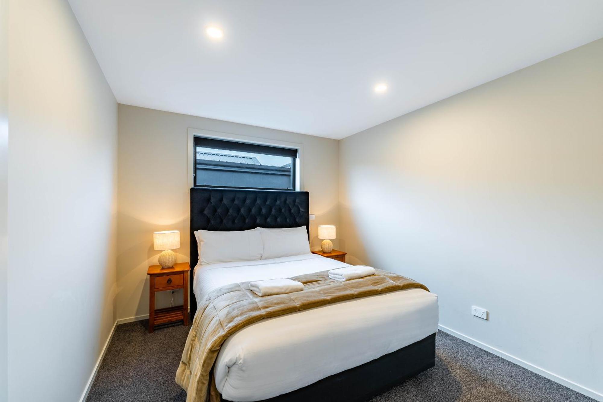 Outlet Sanctuary Villa Wanaka Buitenkant foto